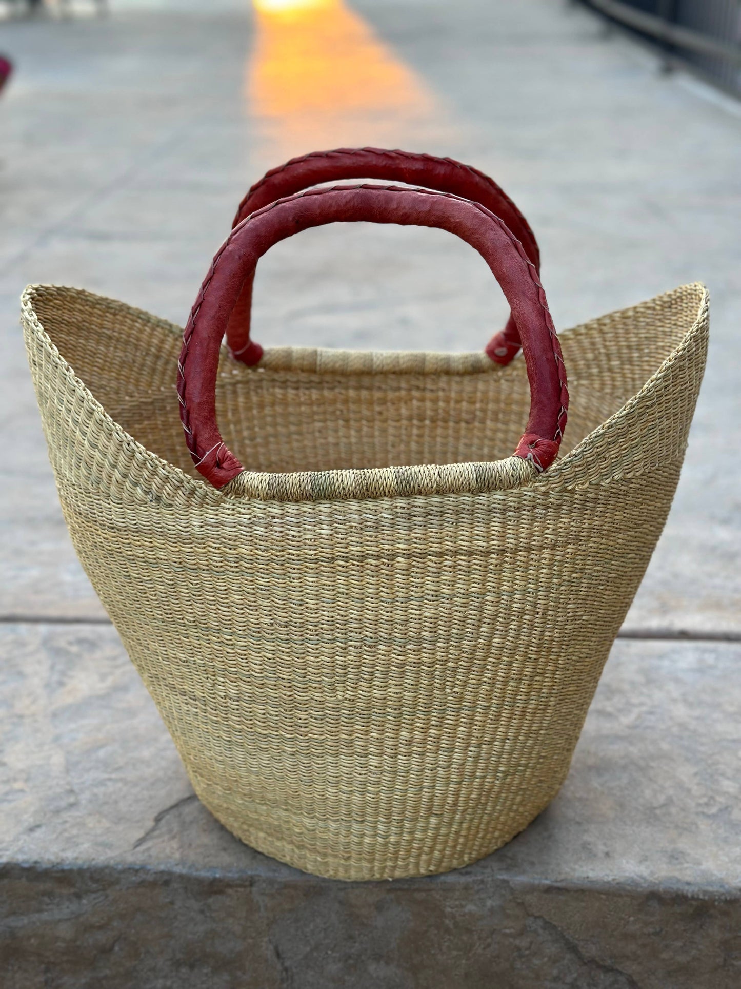 African Natural Open Wave Ghana U-Shopper Yikene Beach Tote Bag Basket - Brown Handles: LARGE W: 17"-19" H: 9"-10"