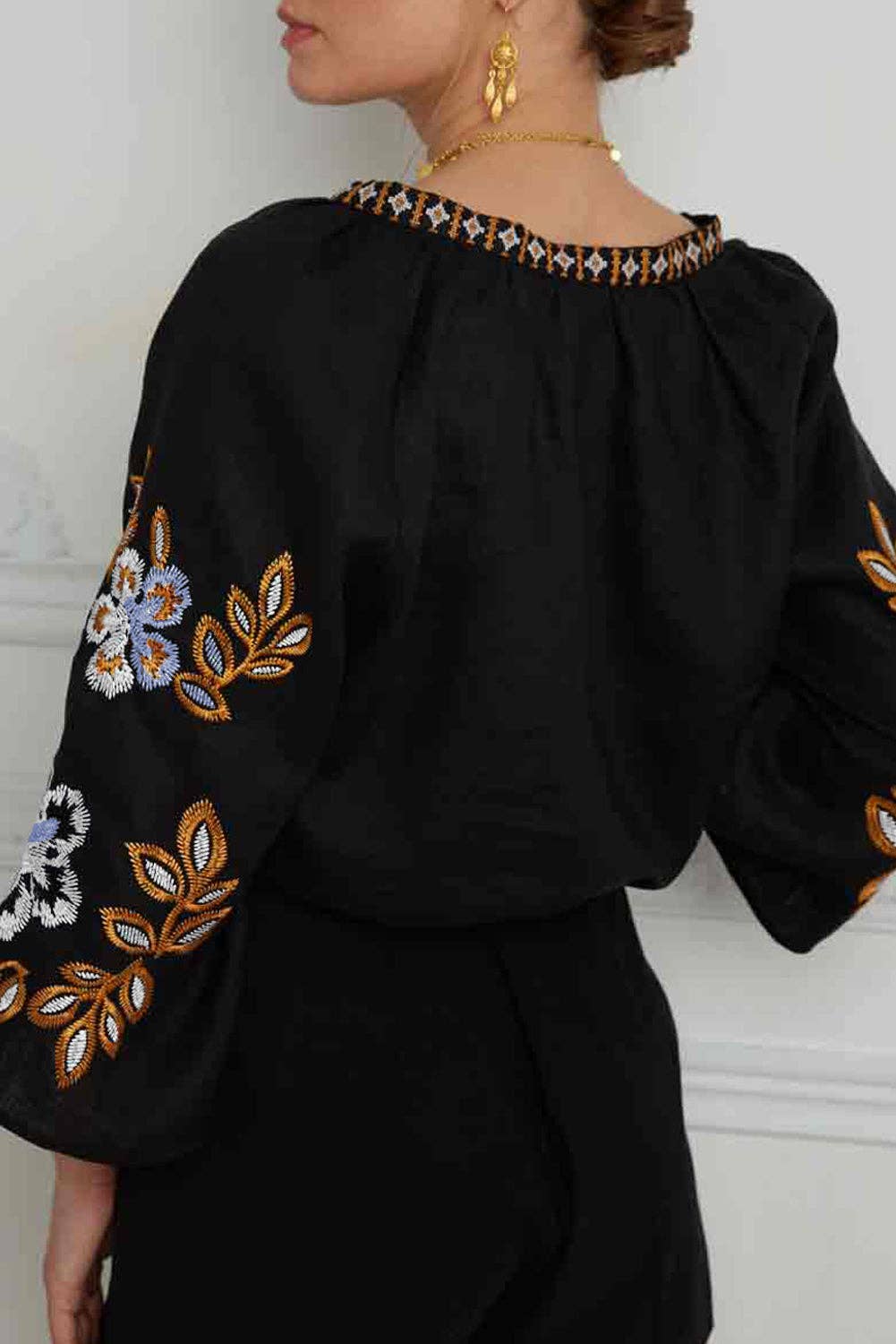 Boho Floral Embroidered V-Neck Blouse: Black