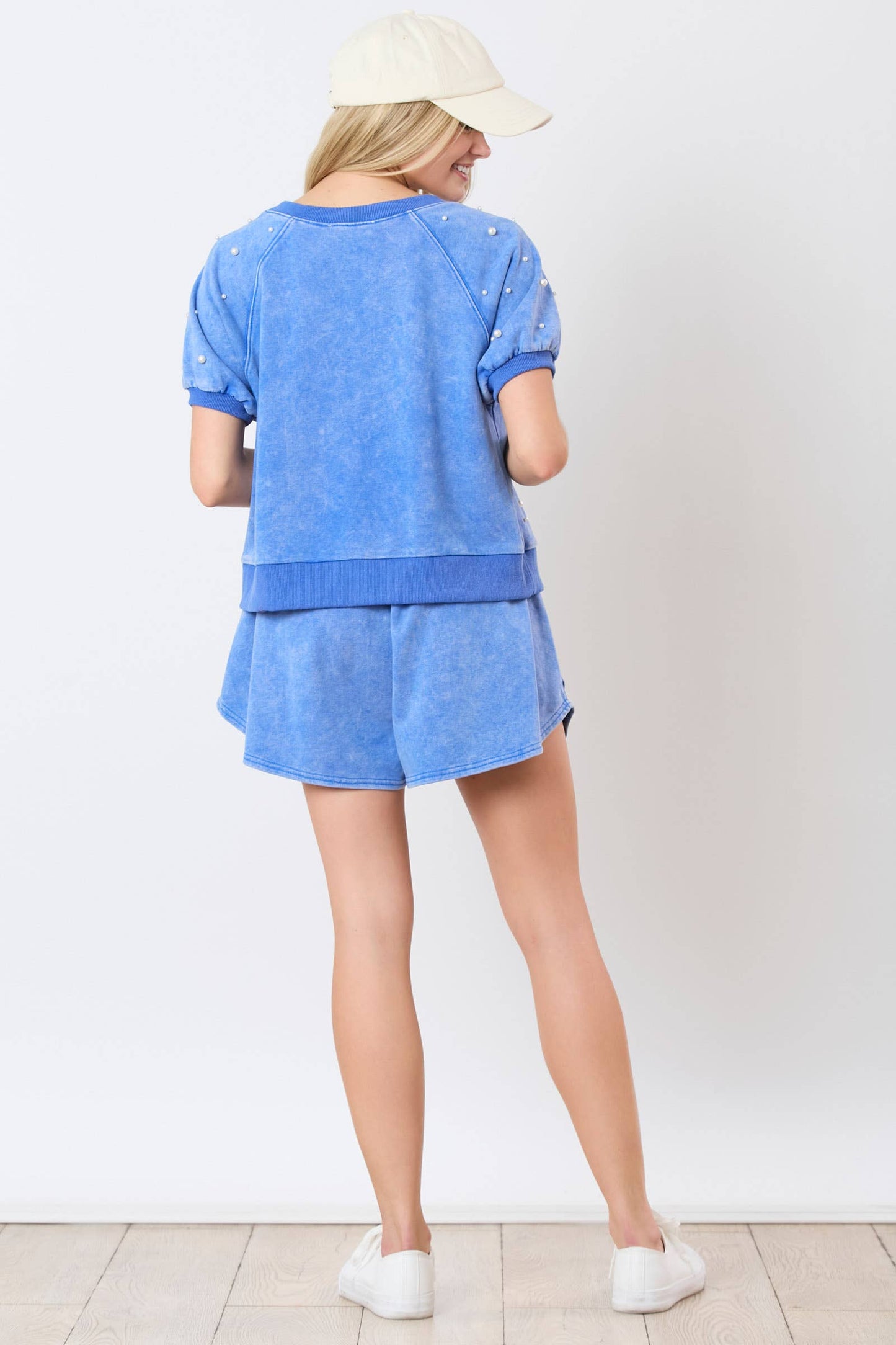 Washed Raglan Pearl Trim Puff Sleeve Top - Preorders: BLACK / S