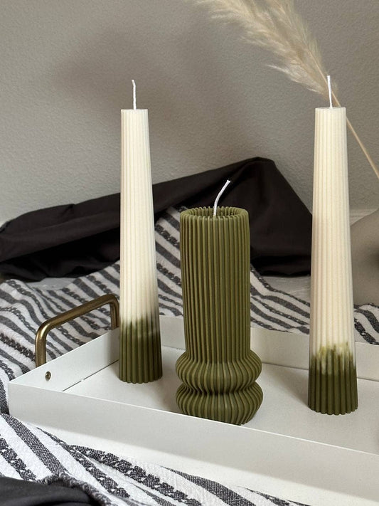 Long Pillar Marble Candle-Tall Ribbed Tapper Candle: White / Fresh Linen / Black