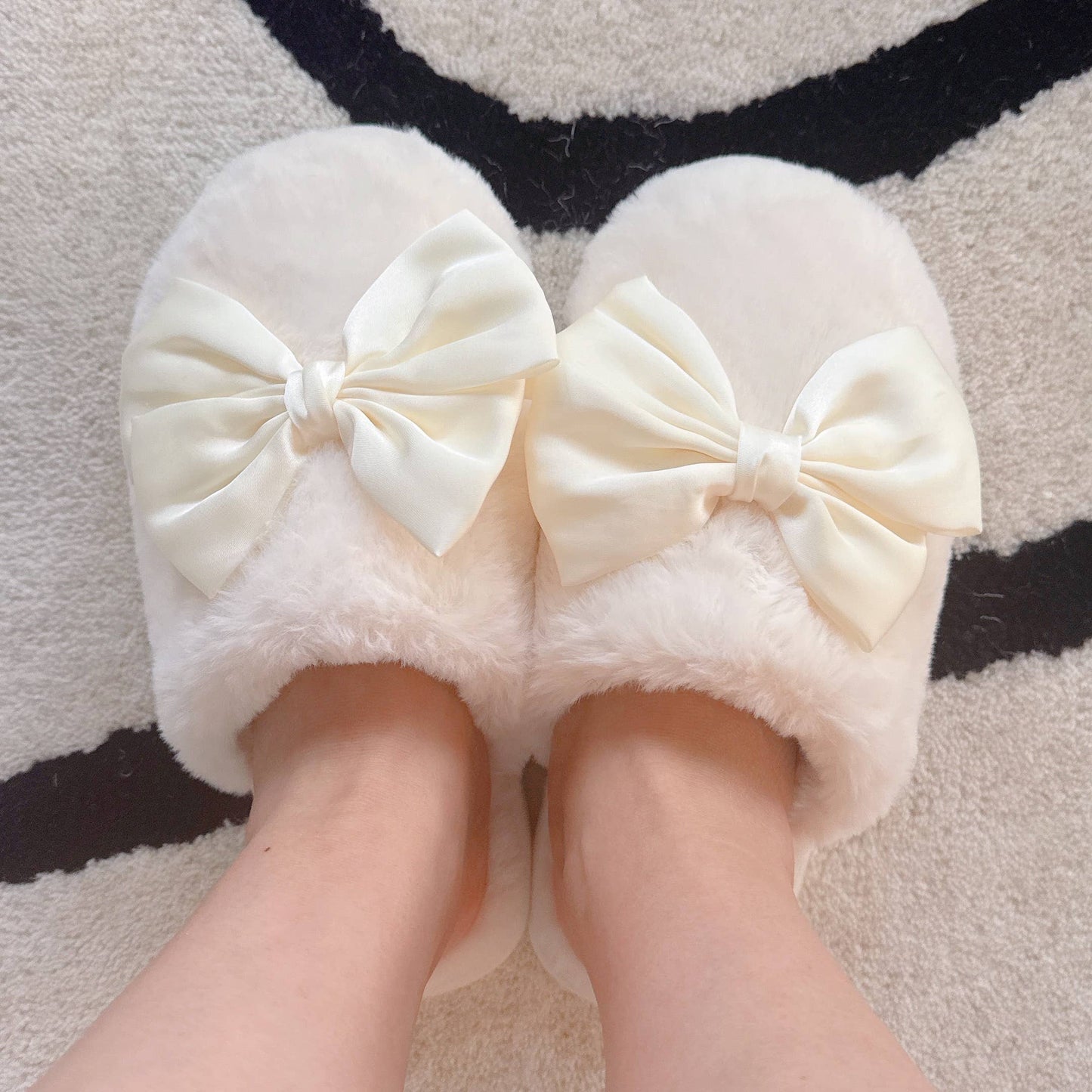 Satin Shine Fur Cozy Lounge Slippers: Pink