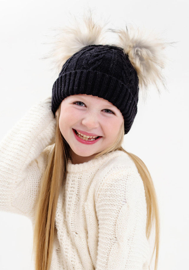 Kid Cable Knit Beanie (Black or Oatmeal)